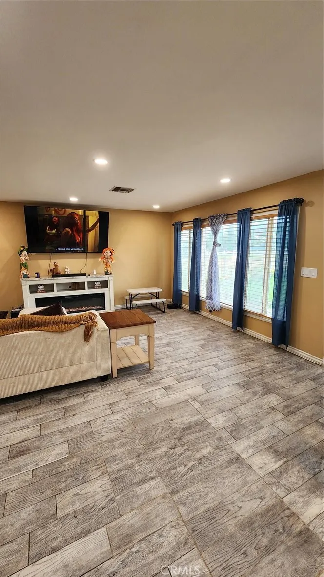 39063 Vineland Street Cherry Valley, CA 92223