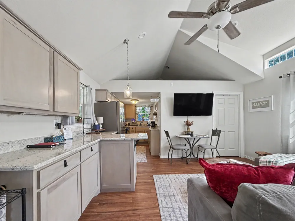 2013 Bedford Court Weatherford, TX 76087