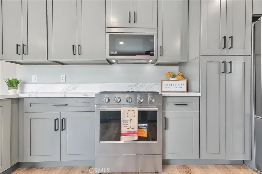 286 W Renwick Azusa, CA 91702