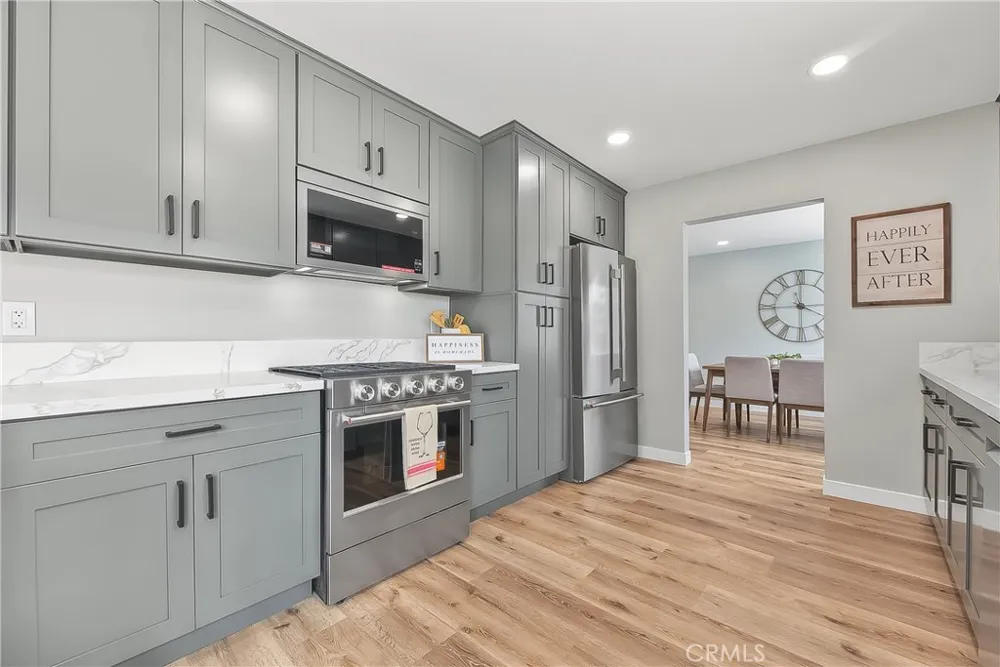 286 W Renwick Azusa, CA 91702