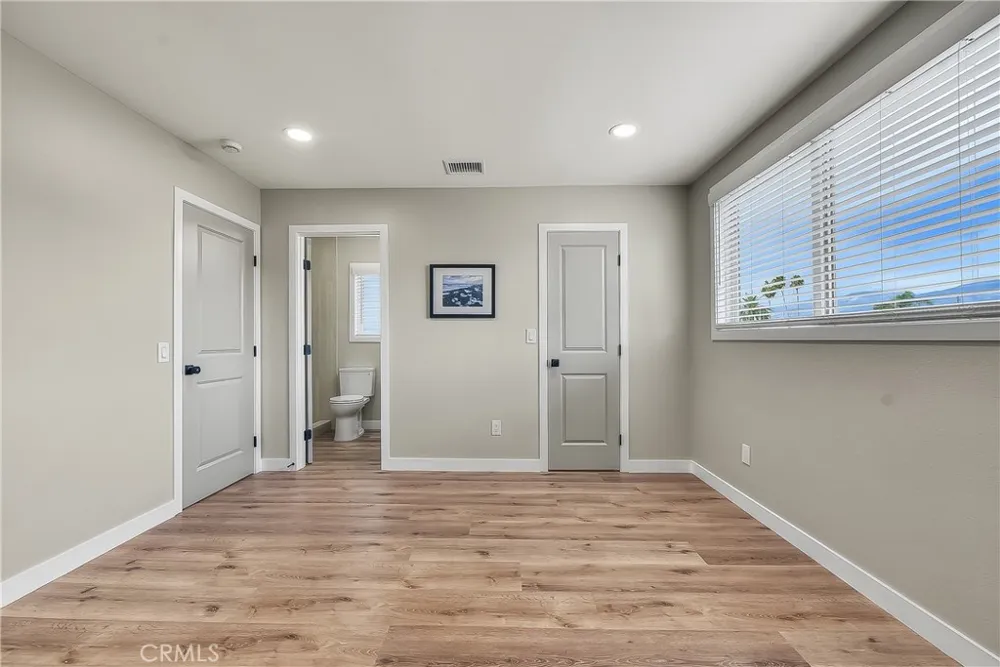 286 W Renwick Azusa, CA 91702