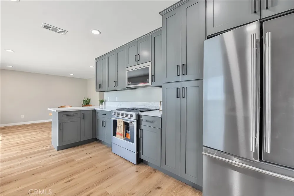 286 W Renwick Azusa, CA 91702