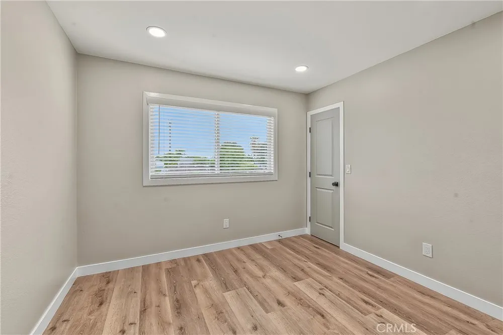 286 W Renwick Azusa, CA 91702