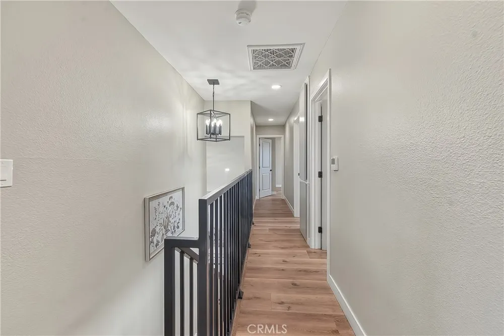 286 W Renwick Azusa, CA 91702