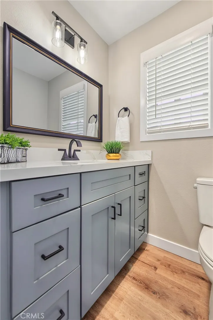 286 W Renwick Azusa, CA 91702