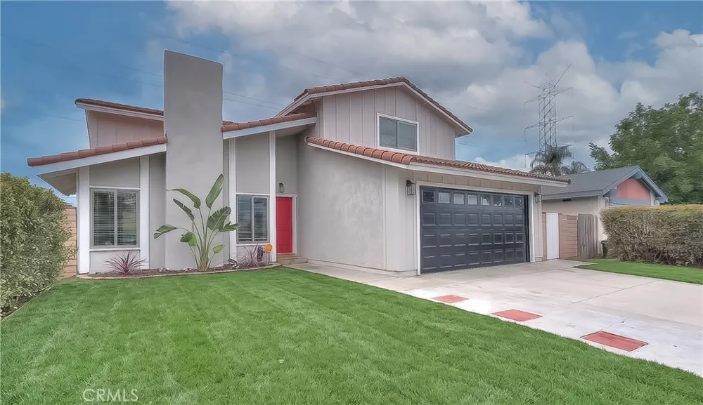 286 W Renwick Azusa, CA 91702