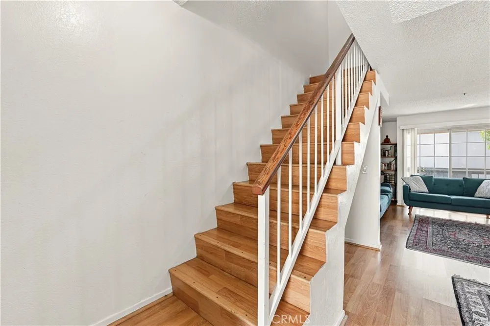 147 W Acacia #160 Glendale, CA 91204