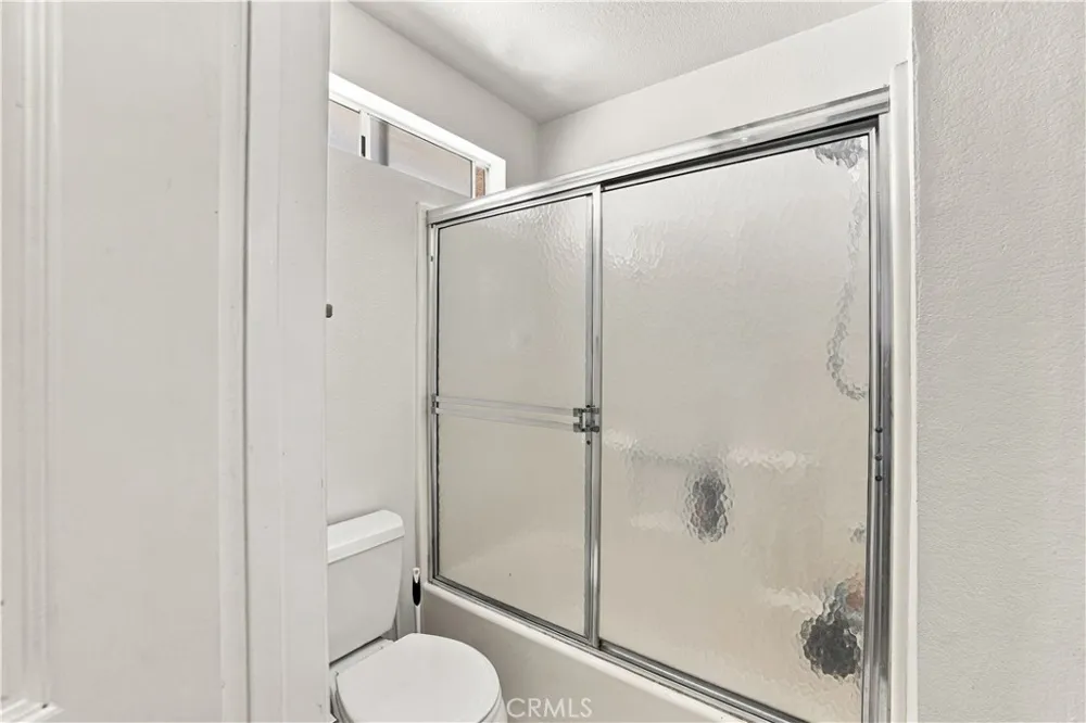 147 W Acacia #160 Glendale, CA 91204