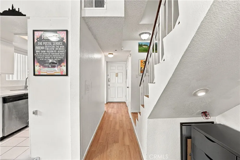 147 W Acacia #160 Glendale, CA 91204