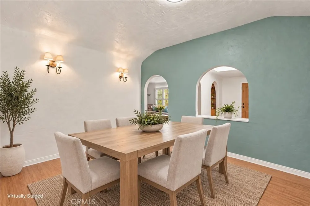 471 S Clark Beverly Hills, CA 90211