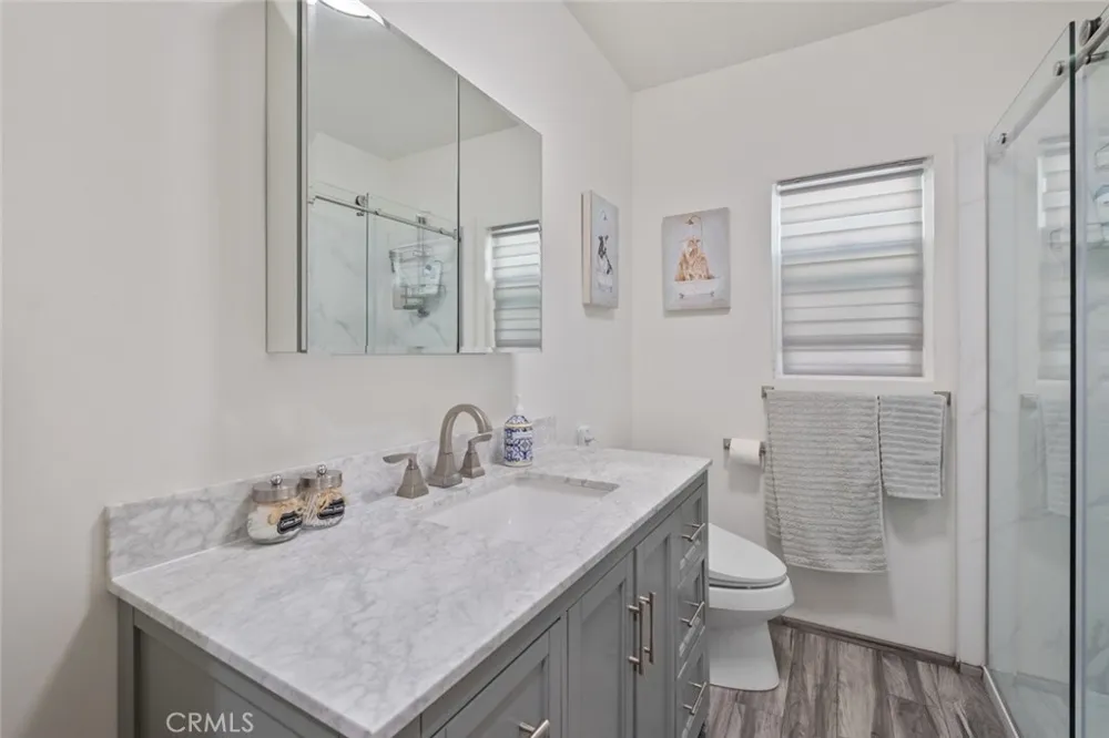 471 S Clark Beverly Hills, CA 90211