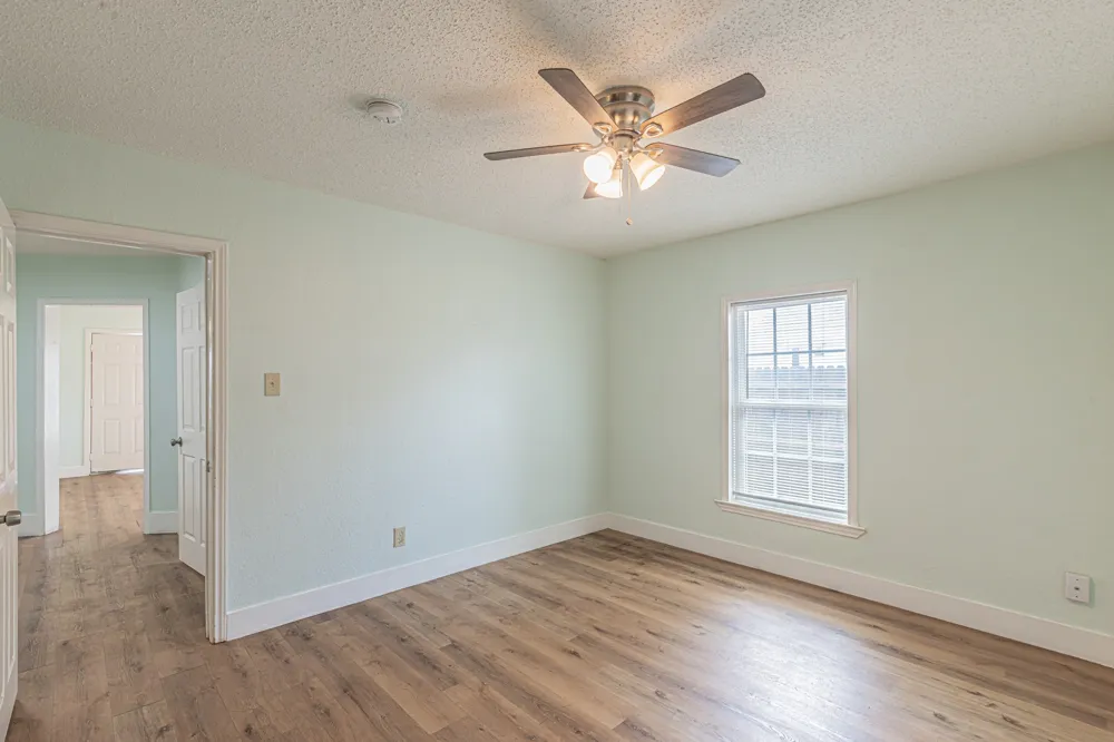 2543 E Ann Arbor Avenue Dallas, TX 75216