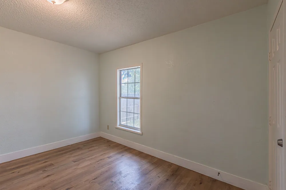 2543 E Ann Arbor Avenue Dallas, TX 75216