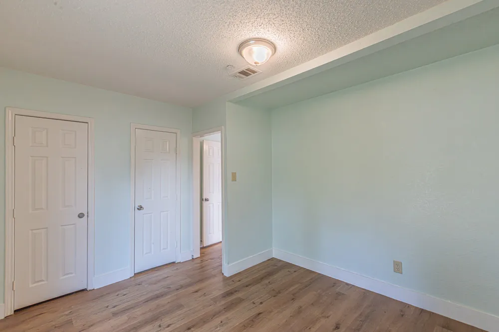 2543 E Ann Arbor Avenue Dallas, TX 75216