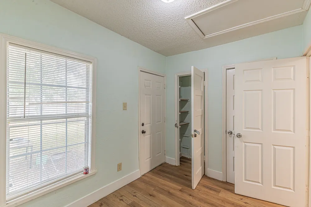 2543 E Ann Arbor Avenue Dallas, TX 75216