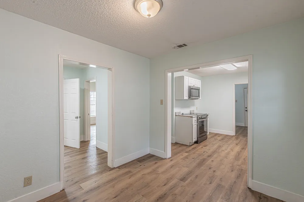 2543 E Ann Arbor Avenue Dallas, TX 75216