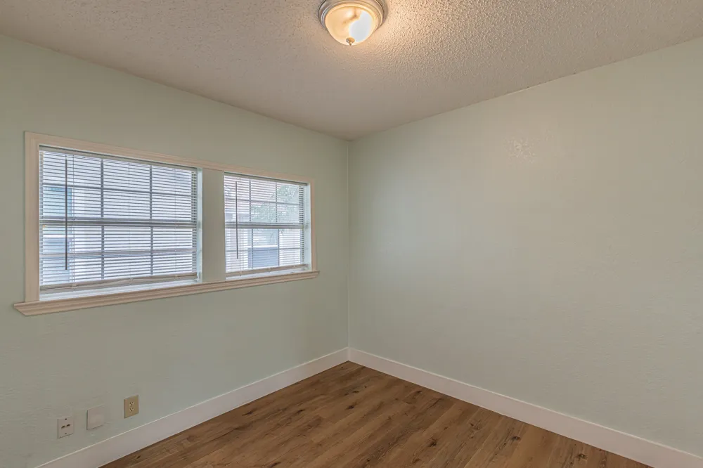 2543 E Ann Arbor Avenue Dallas, TX 75216
