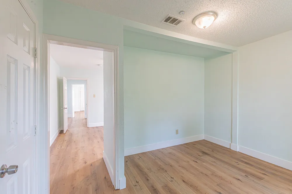 2543 E Ann Arbor Avenue Dallas, TX 75216