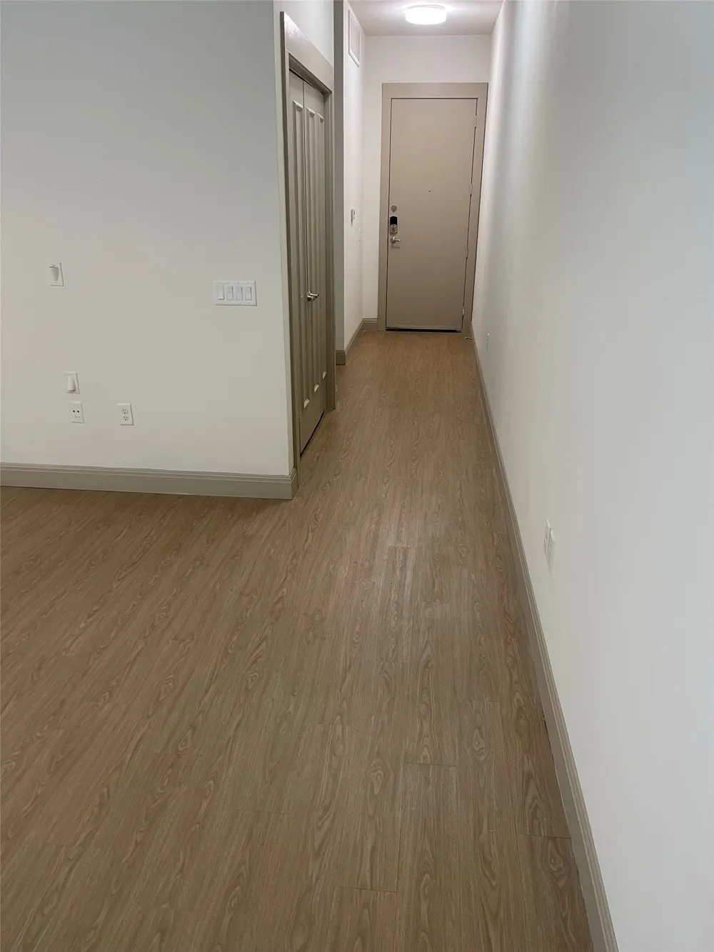 801 Bishop Avenue #1-203 Dallas, TX 75208