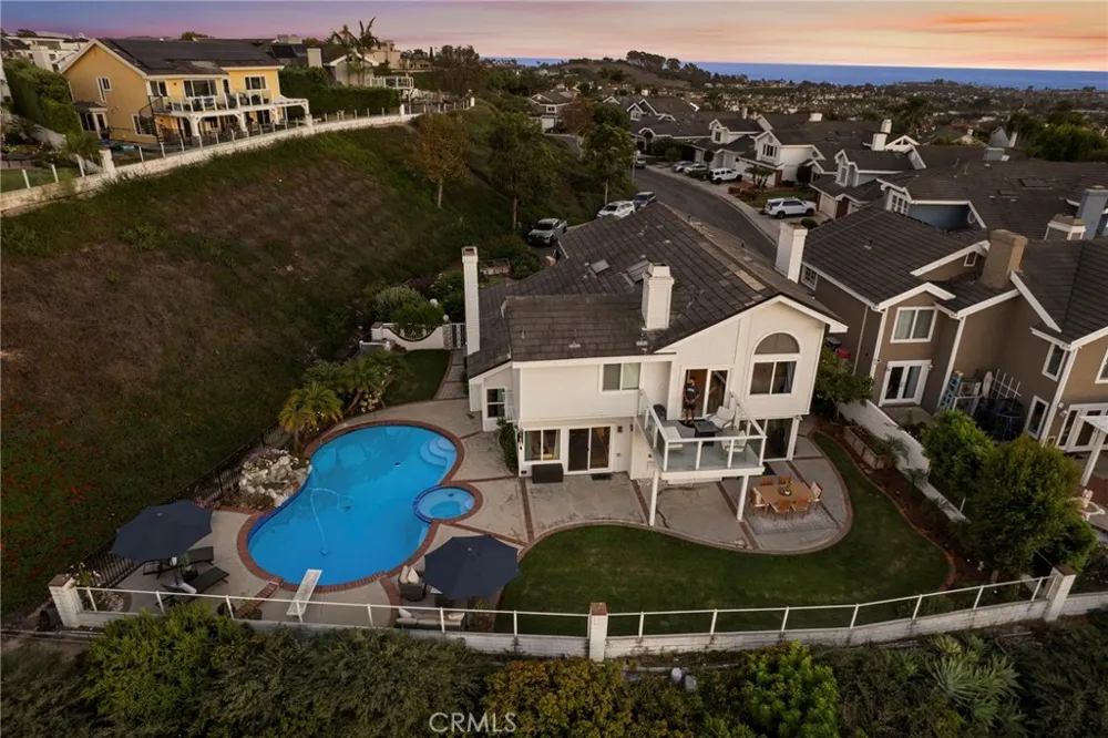 60 Richmond Hill Laguna Niguel, CA 92677