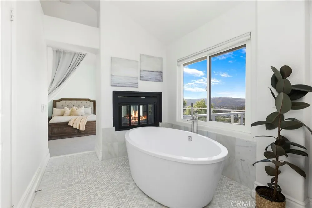 60 Richmond Hill Laguna Niguel, CA 92677