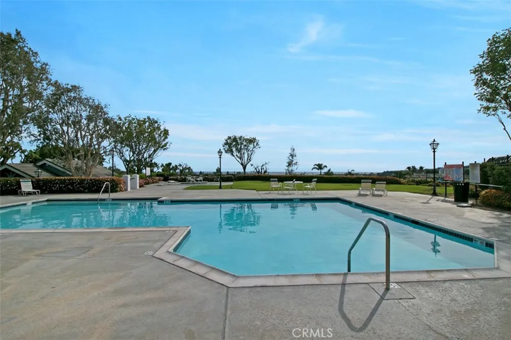 60 Richmond Hill Laguna Niguel, CA 92677