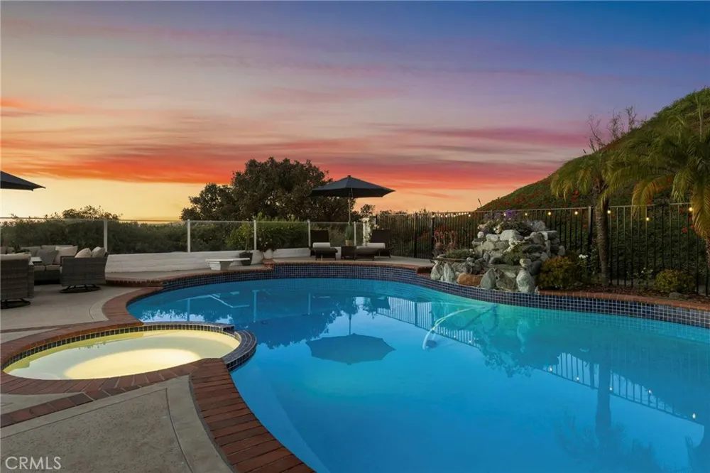 60 Richmond Hill Laguna Niguel, CA 92677