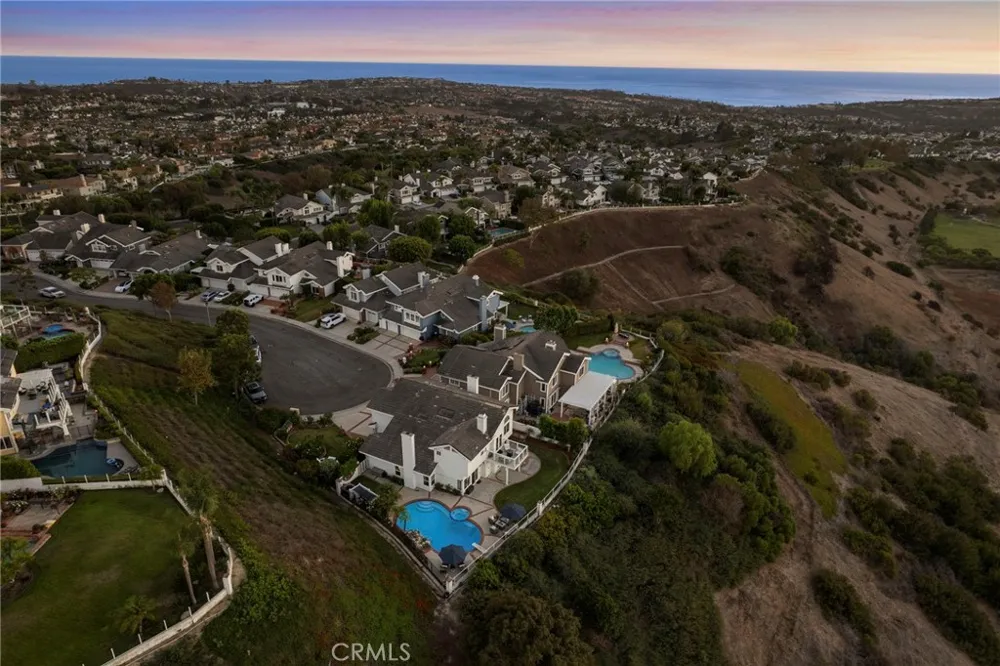 60 Richmond Hill Laguna Niguel, CA 92677