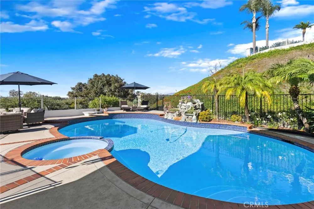 60 Richmond Hill Laguna Niguel, CA 92677