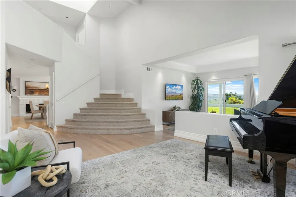 60 Richmond Hill Laguna Niguel, CA 92677