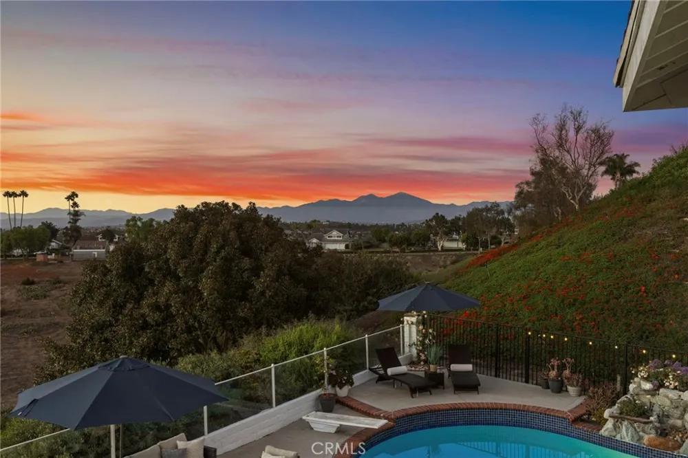 60 Richmond Hill Laguna Niguel, CA 92677