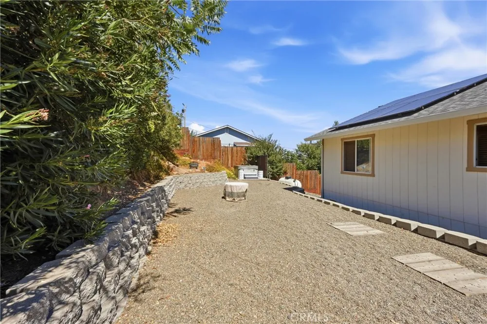 10306 Del Monte Kelseyville, CA 95451