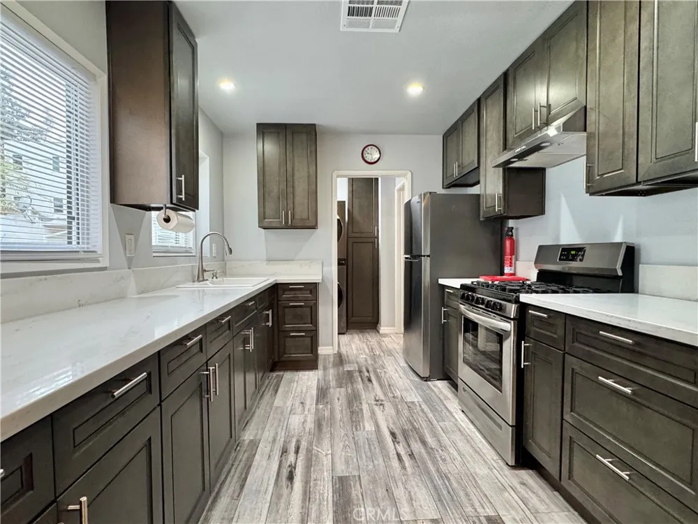 7062 Ramsgate Avenue Westchester, CA 90045