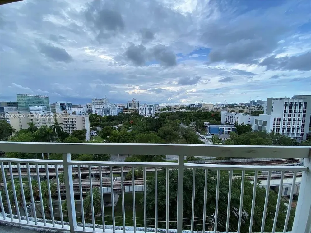 816 NW 11th St #705 Miami, FL 33136