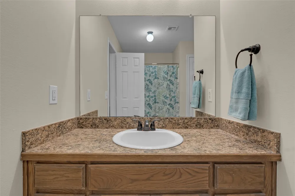 42640 W 201st Street S Bristow, OK 74010