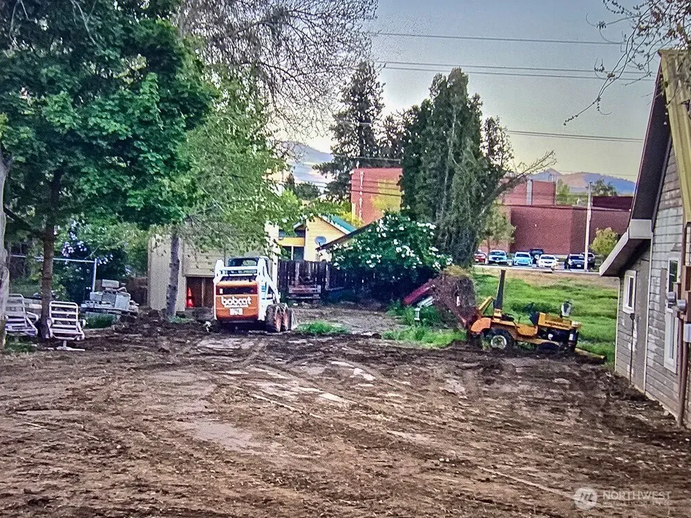 1322 4th Street Wenatchee, WA 98801