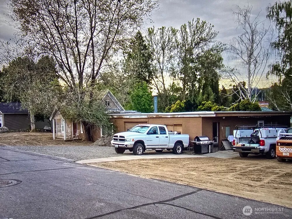 1322 4th Street Wenatchee, WA 98801