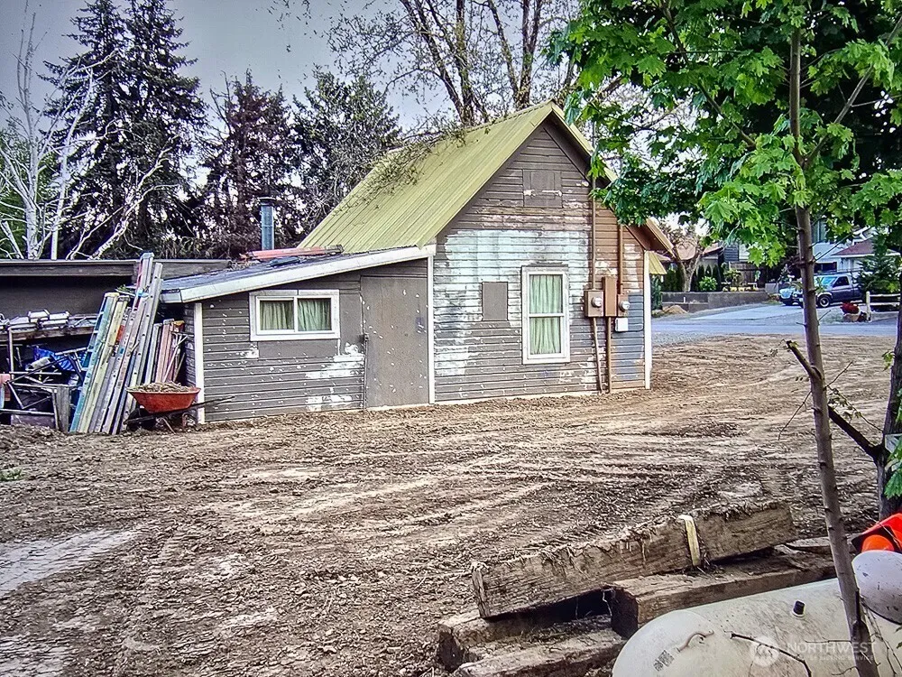 1322 4th Street Wenatchee, WA 98801