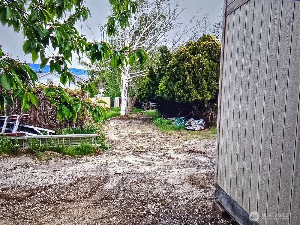 1322 4th Street Wenatchee, WA 98801