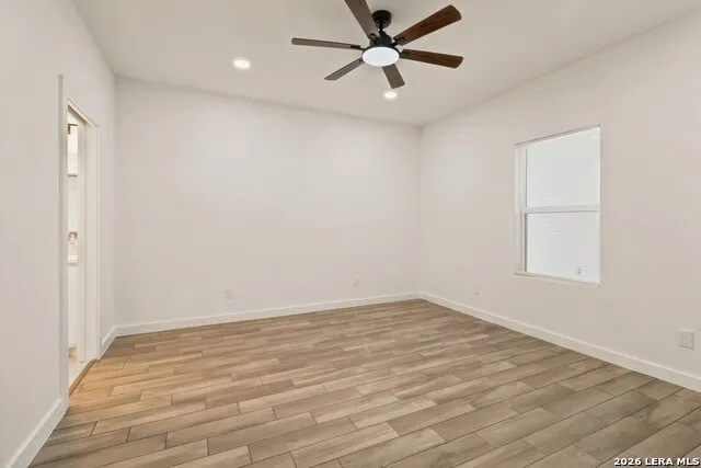 133 Lark Hill Rd Floresville, TX 78114