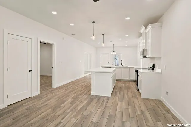 133 Lark Hill Rd Floresville, TX 78114