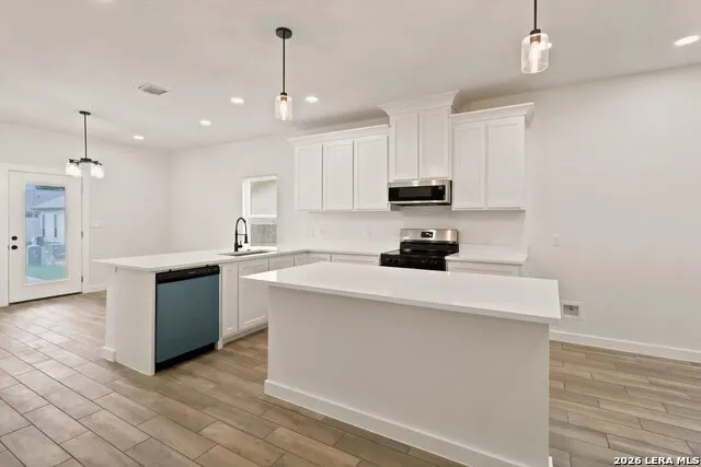 133 Lark Hill Rd Floresville, TX 78114