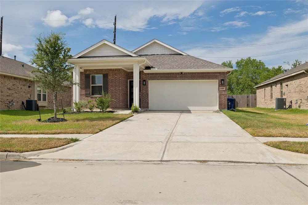 4419 Bay Vista Drive Baytown, TX 77523