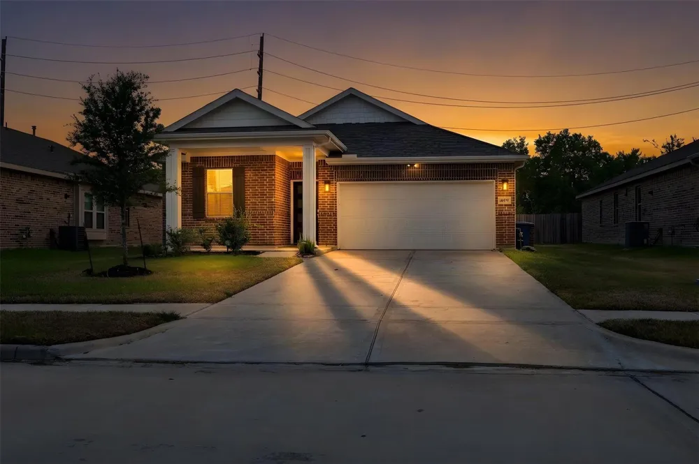 4419 Bay Vista Drive Baytown, TX 77523