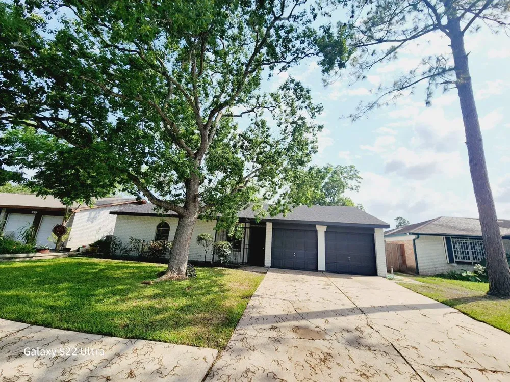 4741 E Ridge Creek Drive Houston, TX 77053