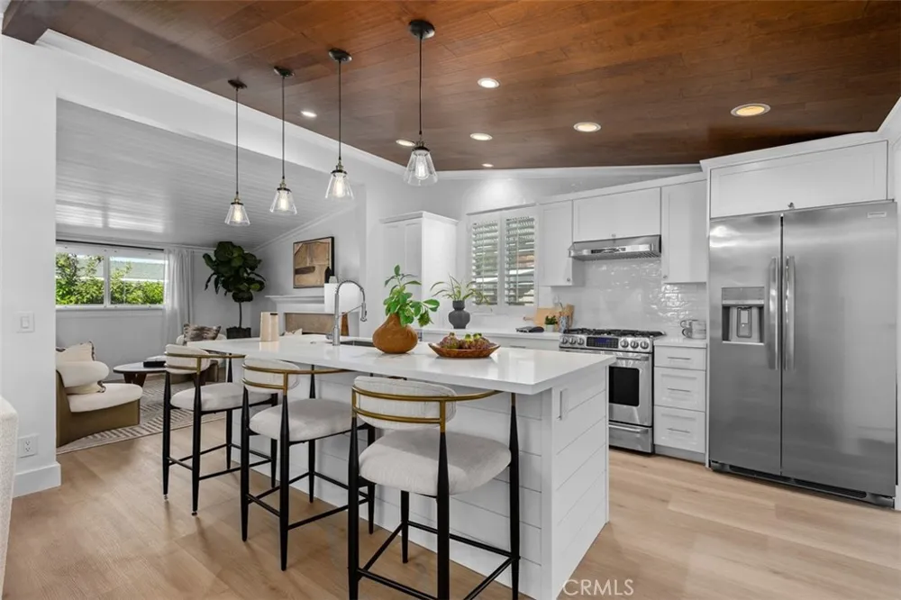 300 Esther Costa Mesa, CA 92627