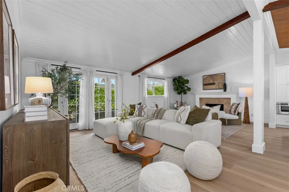 300 Esther Costa Mesa, CA 92627