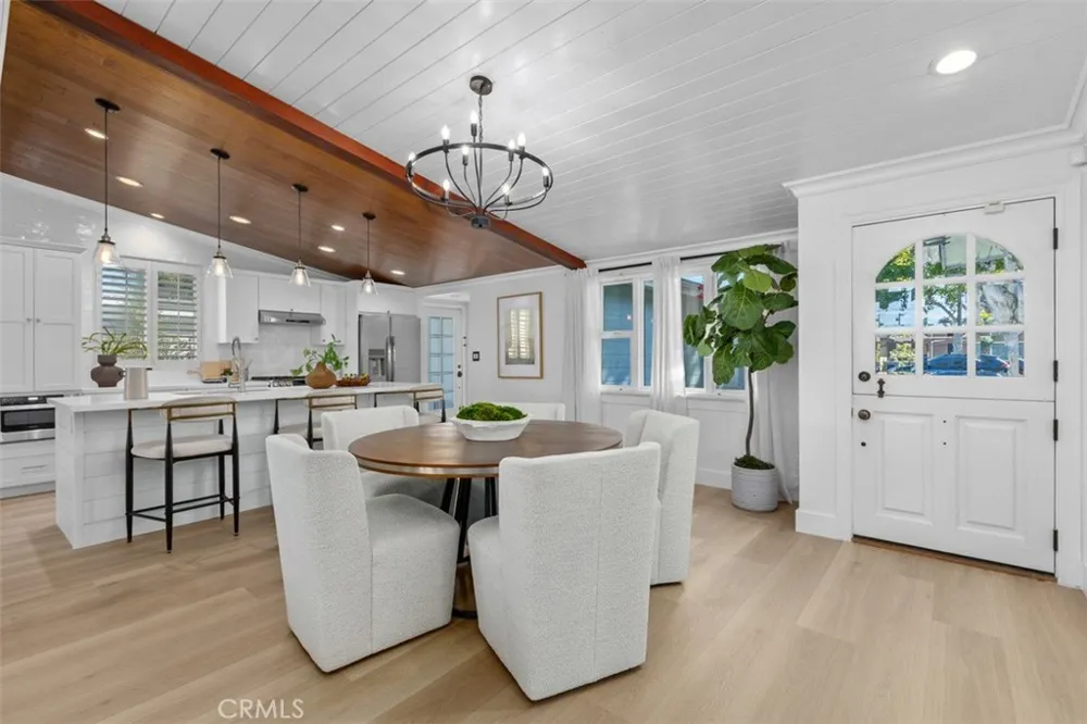 300 Esther Costa Mesa, CA 92627