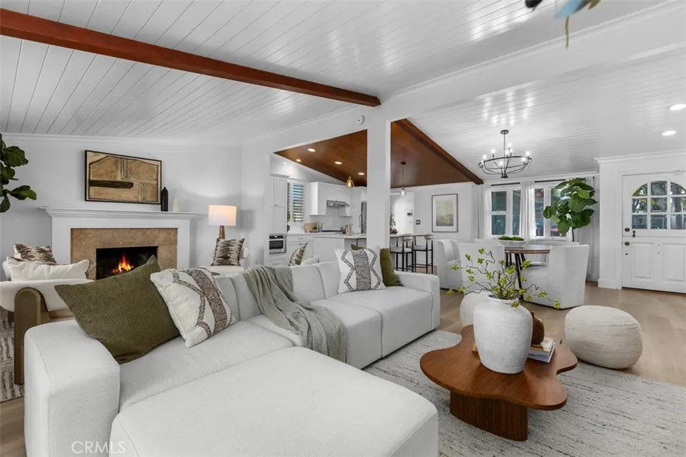 300 Esther Costa Mesa, CA 92627