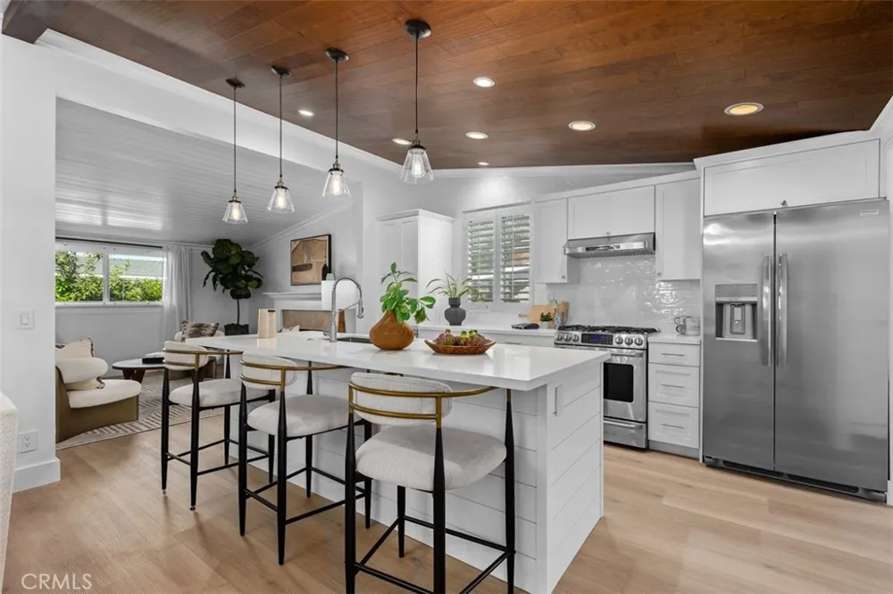 300 Esther Costa Mesa, CA 92627